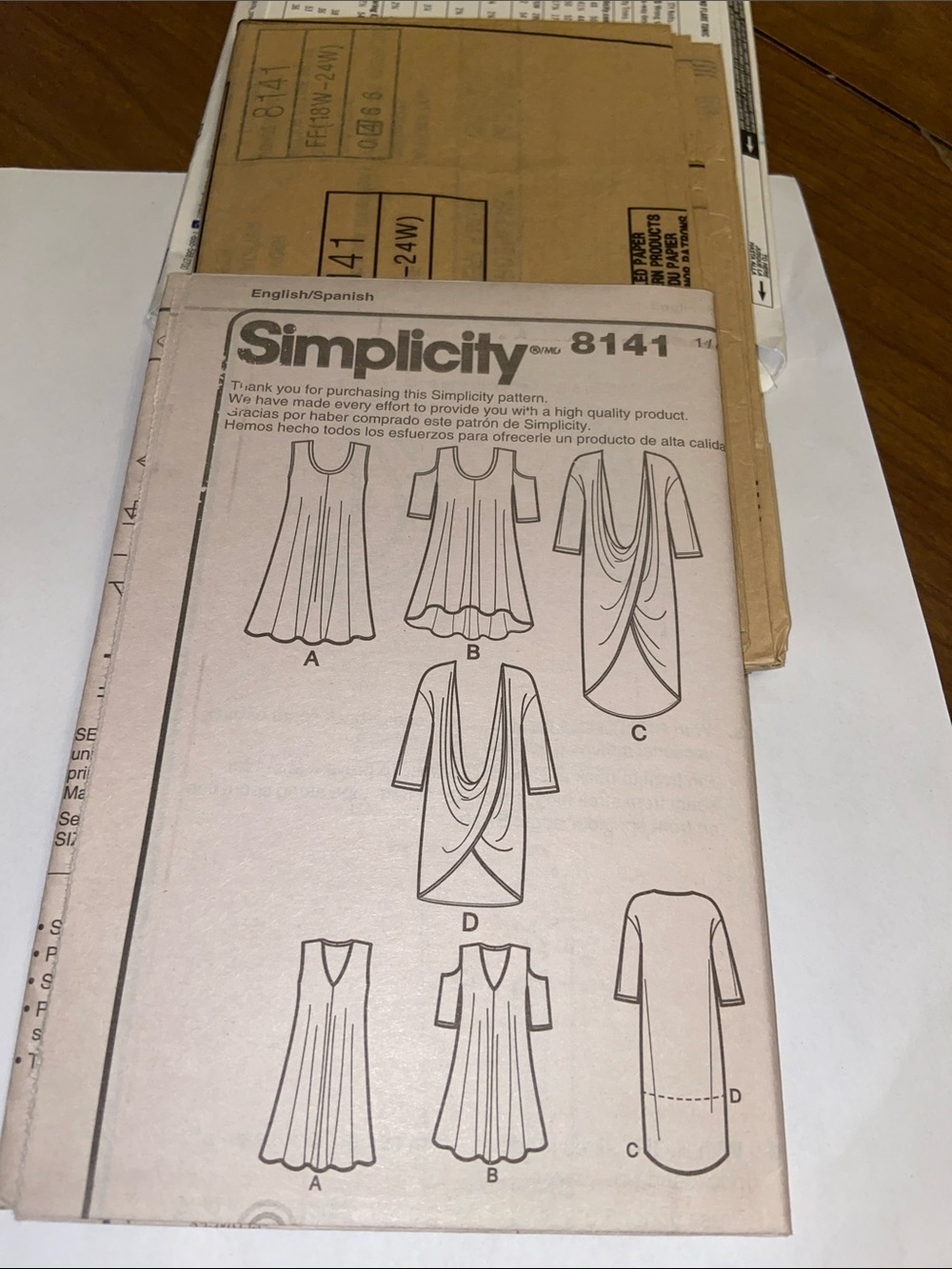 Simplicity 8141 Women’s Knit Twist Mini or Long Tunic, or Fit & Flare Dress 2016 - Picture 5 of 5